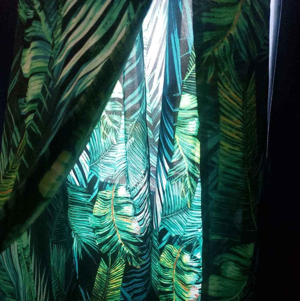 Fashion Nova Vacation Nights Tropical Maxi Dress in Green. - Picture 7 of 9